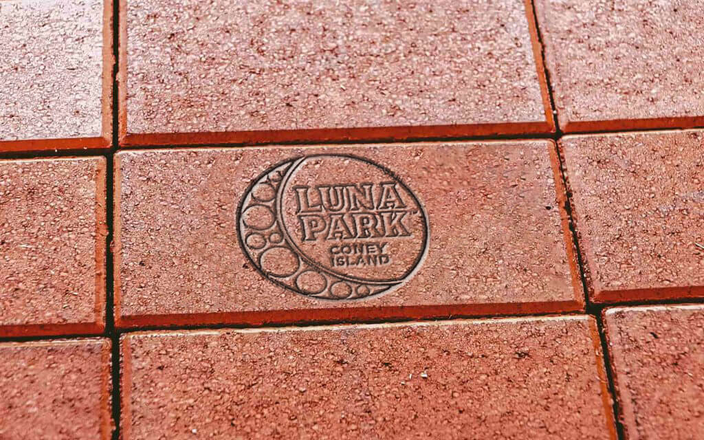 Commemorative Bricks Luna Park