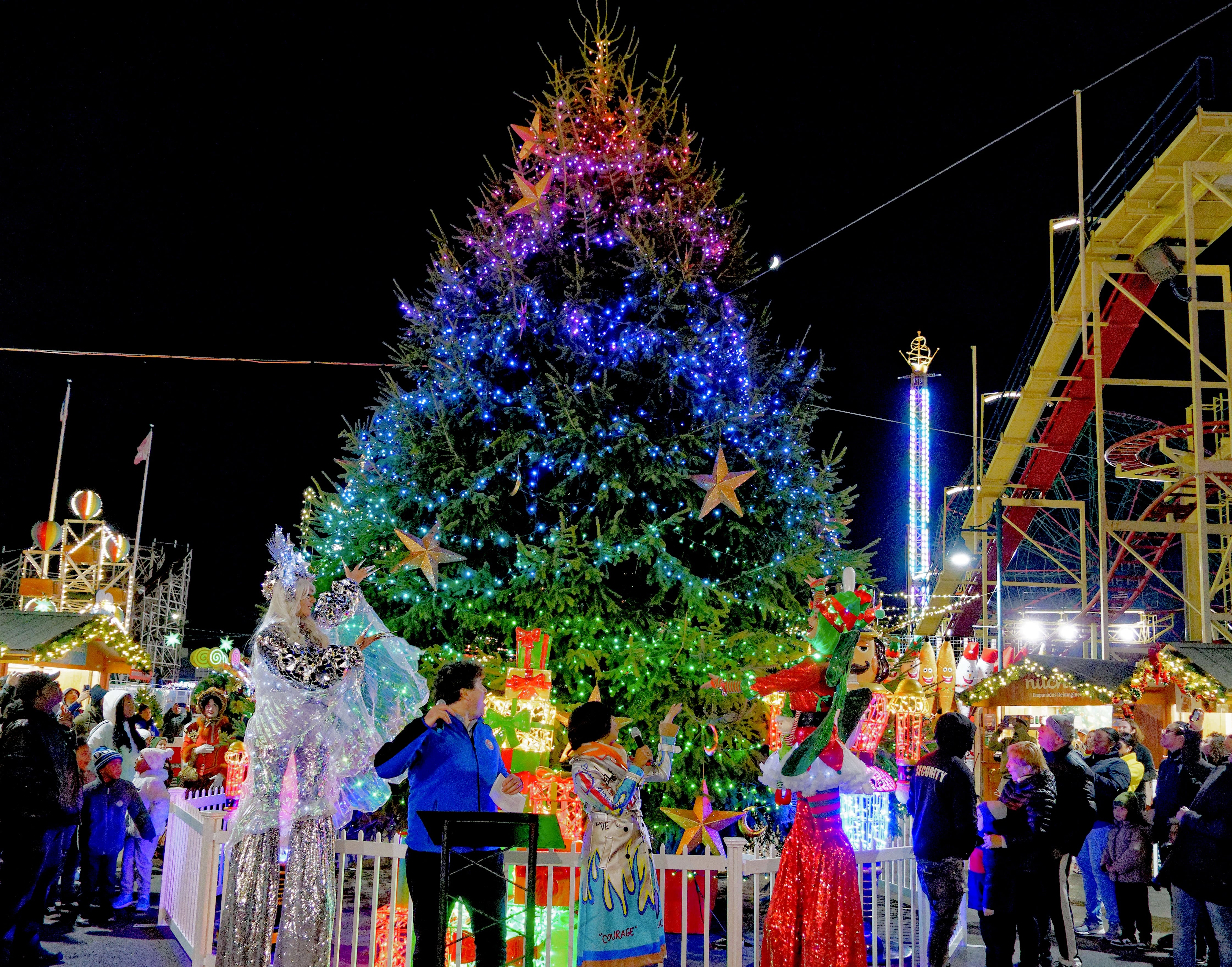 Frost Fest Tree Lighting Ceremony